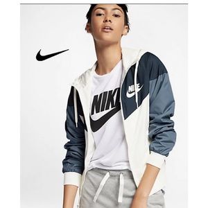 Nike Womens Windrunner Hooded Jacket - Blue/White - Size Small